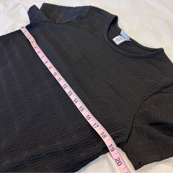 Jaclyn Smith Women's Black Textured Crew Neck Short Sleeves Blouse Tops Size L/G - Picture 6 of 8